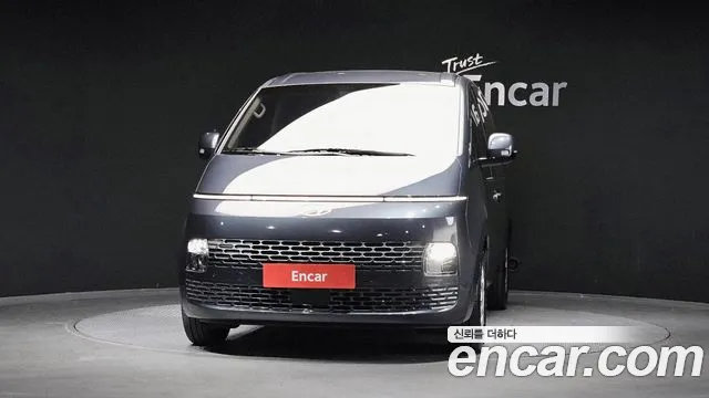 Hyundai Staria — Фото автомобиля 3