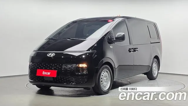 Фотография автомобиля — Hyundai Staria