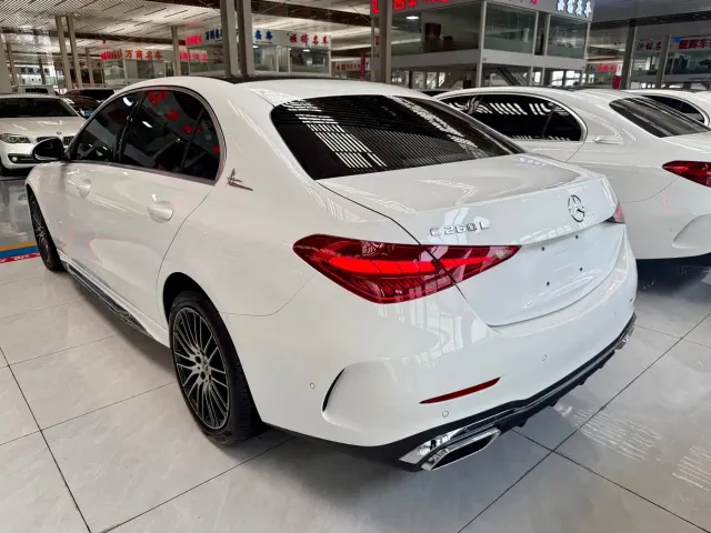 Mercedes-Benz C-Class — Фото автомобиля 3