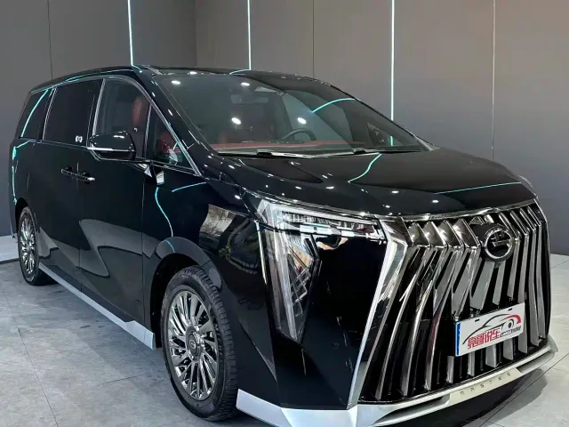 GAC Trumpchi M8 — Фото автомобиля 3