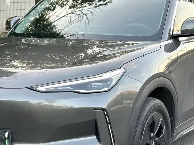Geely Galaxy E5 — Фото автомобиля 2