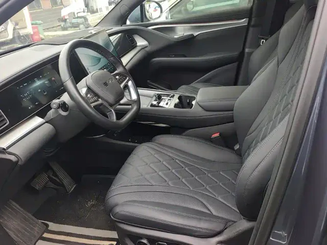 BYD Sealion 07 EV — Фото автомобиля 9