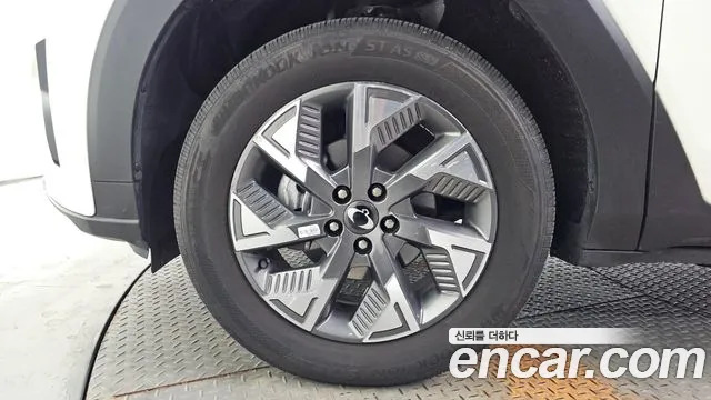 KGM Torres EVX — Фото автомобиля 5