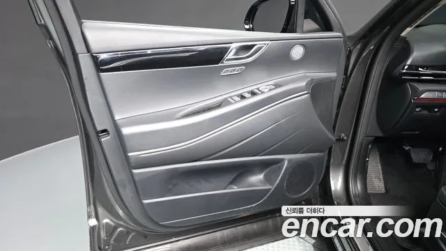 Genesis GV80 — Фото автомобиля 13