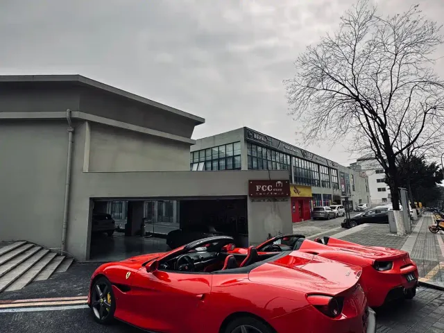 Фотография автомобиля — Ferrari Portofino