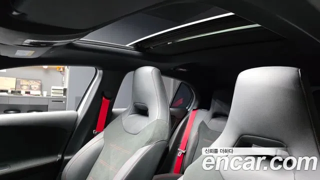 Mercedes-Benz A-Class W177 — Фото автомобиля 19