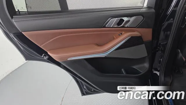 BMW X5 xDrive 40i M Sport — Фото автомобиля 23