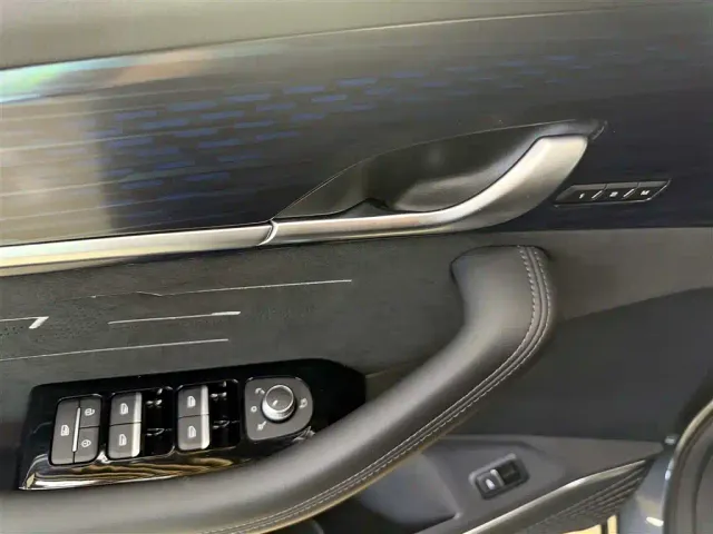 Geely Xingyue L — Фото автомобиля 11
