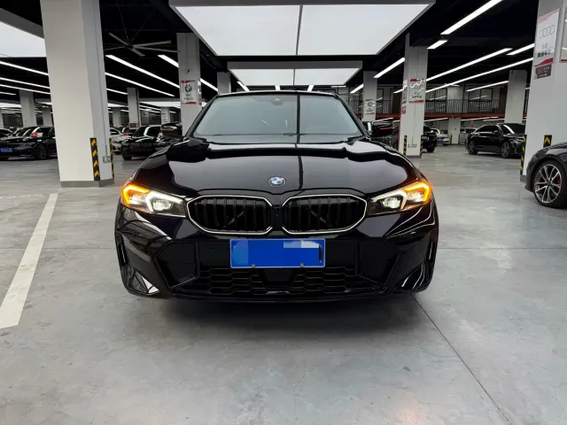 BMW 3 Series — Фото автомобиля 2