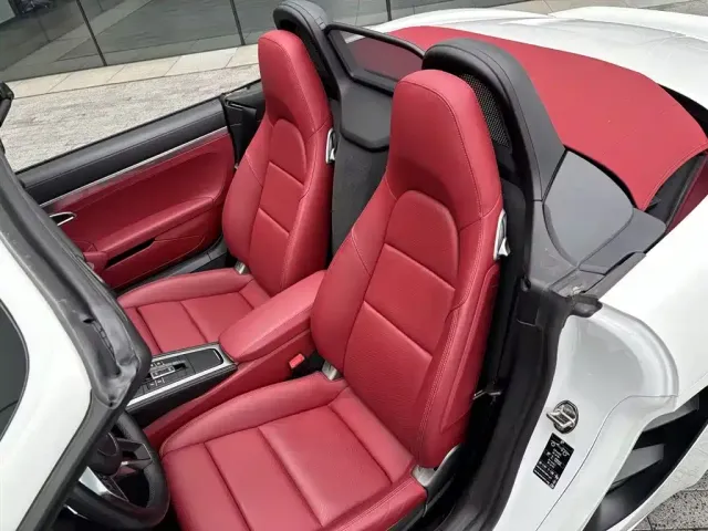 Porsche 718 — Фото автомобиля 15