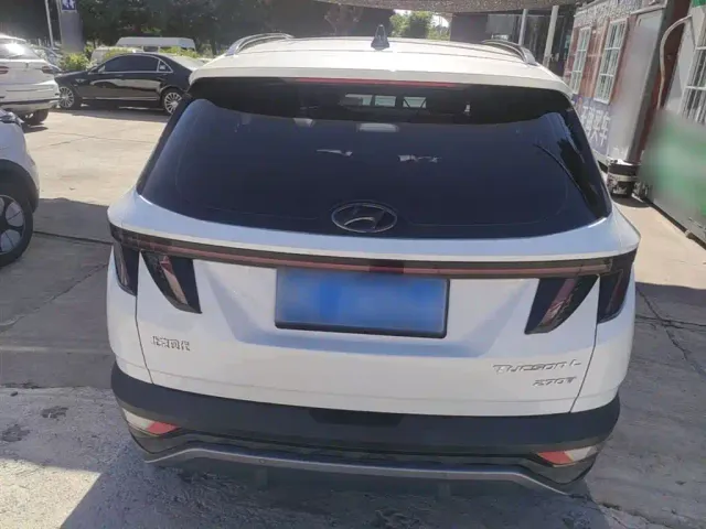 Hyundai Tucson — Фото автомобиля 5