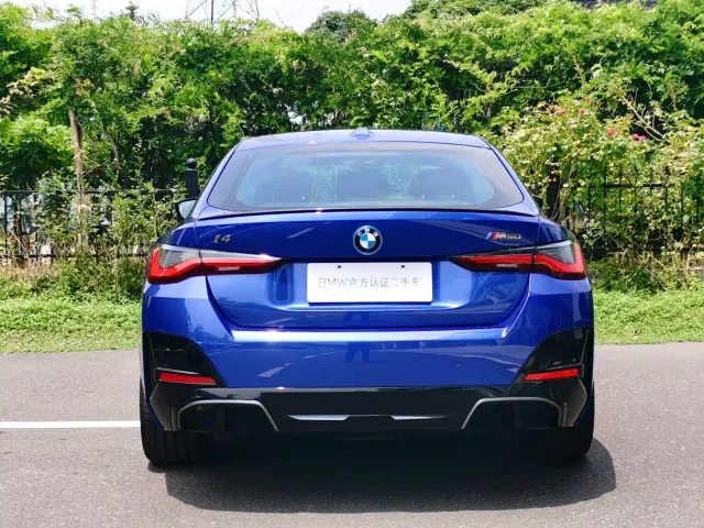 BMW i4 M50 — Фото автомобиля 5