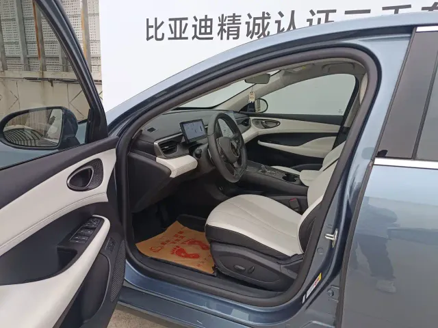 BYD Seal 05 DM-i — Фото автомобиля 7