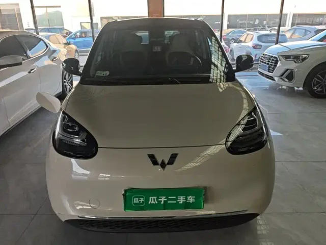 Wuling Bingo — Фото автомобиля 2