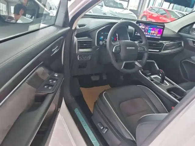 Haval H6 — Фото автомобиля 15