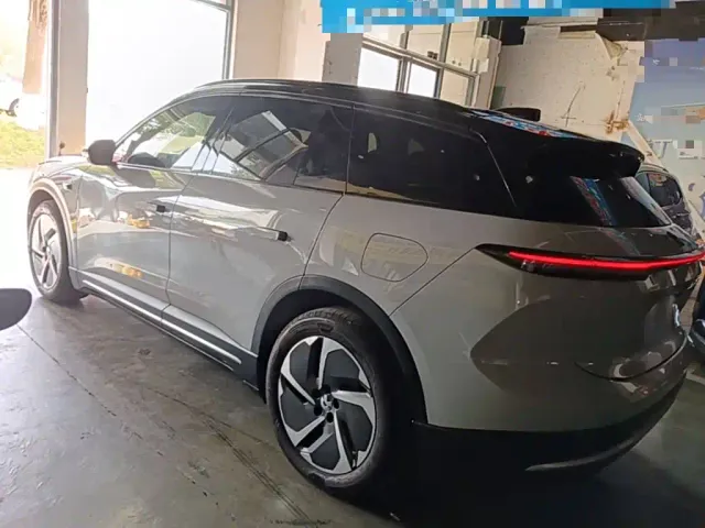 Nio ES6 — Фото автомобиля 4