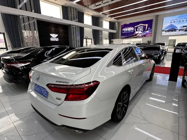 Honda Inspire — Фото автомобиля 9