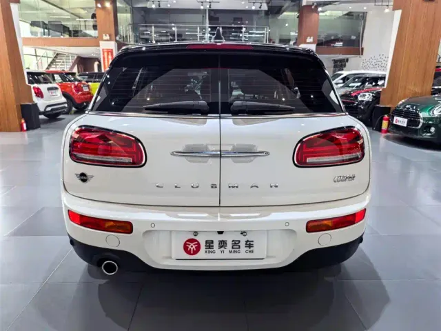 MINI Clubman — Фото автомобиля 4