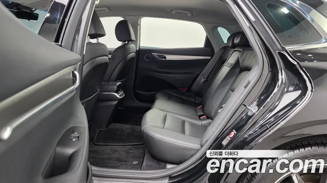 Hyundai Grandeur Новый Grandeur IG — Фото автомобиля 12