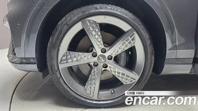 Genesis GV70 2.2 Дизель AWD — Фото автомобиля 5