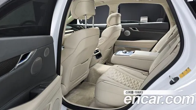 Genesis G80 Бензин 3.5 турбо AWD — Фото автомобиля 11
