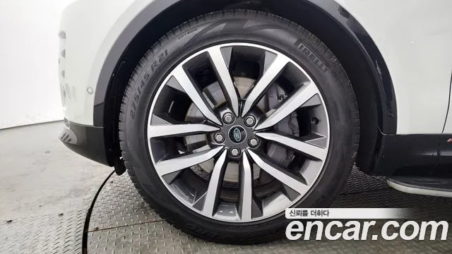 Land Rover Discovery — Фото автомобиля 5