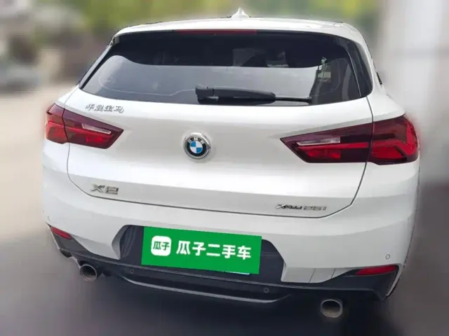 BMW X2 — Фото автомобиля 3