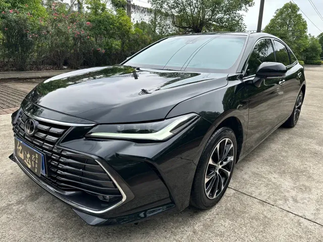 Toyota Avalon — Фото автомобиля 4
