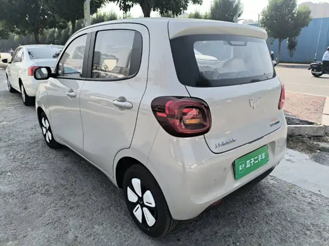 Wuling Hongguang Mini EV — Фото автомобиля 4