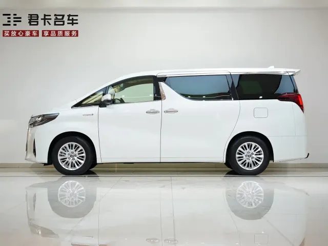Toyota Alphard — Фото автомобиля 4