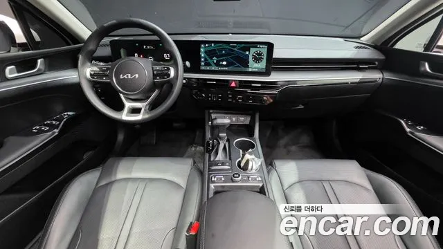 Kia K5 Новый K5 3 поколение 2.0 LPi(Для проката) — Фото автомобиля 7