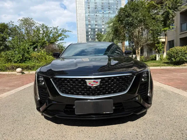 Cadillac CT5 — Фото автомобиля 2