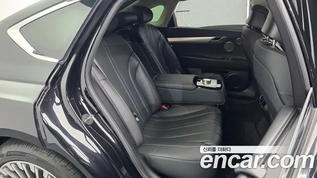 Genesis G80 Electrified G80 (RG3) — Фото автомобиля 13