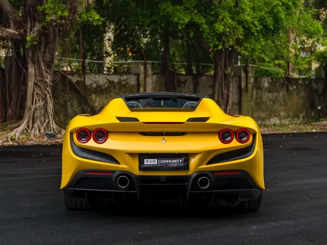 Ferrari F8 — Фото автомобиля 5