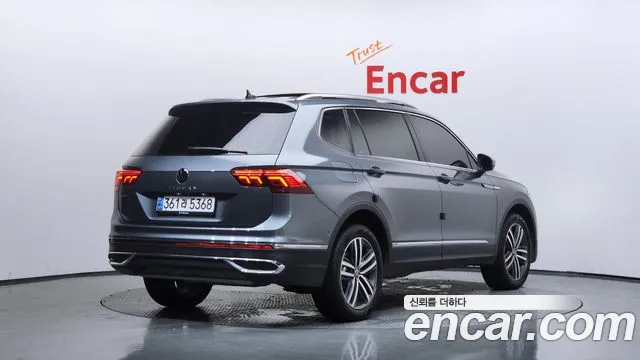 Volkswagen Tiguan — Фото автомобиля 2