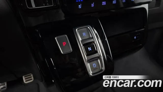 Hyundai Staria Staria L3.5 Lounge 7 мест — Фото автомобиля 9