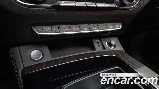 Audi Q5 45 TFSI quattro Premium — Фото автомобиля 22