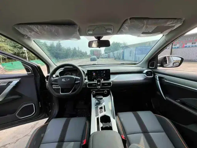 Geely Binyue — Фото автомобиля 9