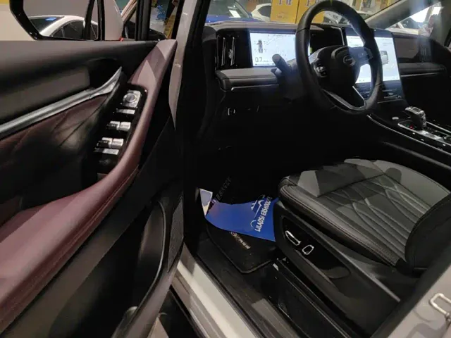 GAC Trumpchi M8 — Фото автомобиля 15