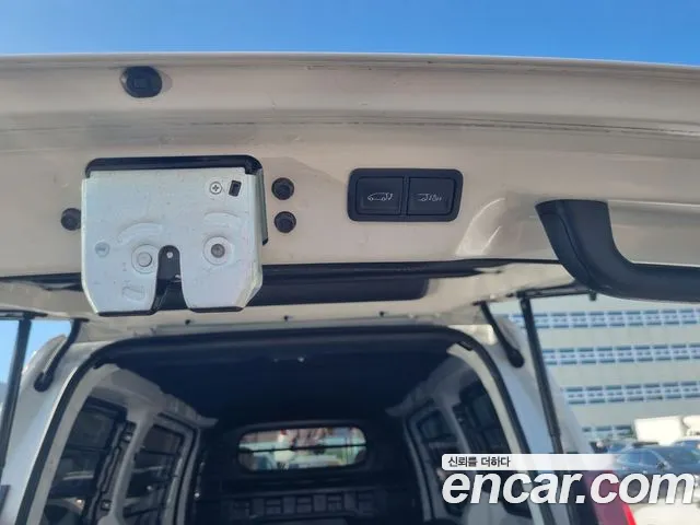 Hyundai Staria — Фото автомобиля 12