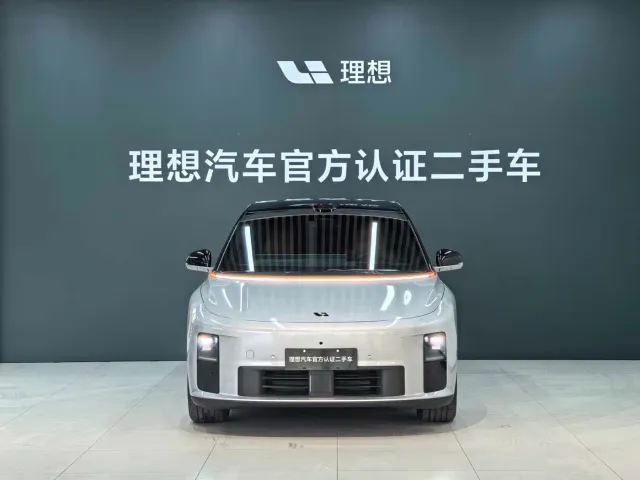 Li Auto i6 — Фото автомобиля 2