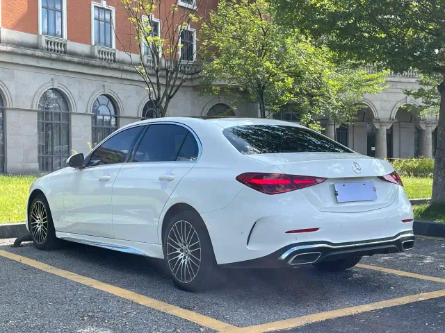 Mercedes-Benz C-Class — Фото автомобиля 4