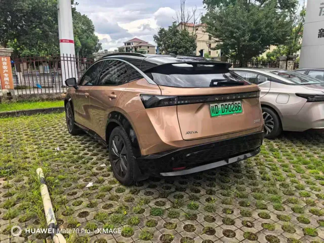 Nissan Ariya — Фото автомобиля 3