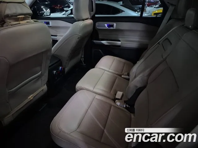 Ford Explorer 6th Gen — Фото автомобиля 10
