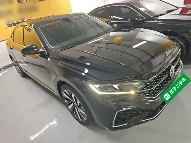 Volkswagen Passat 2022 330TSI Starlight Elite Edition — Фото автомобиля 3