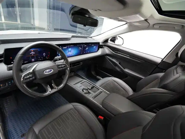 Ford Mondeo — Фото автомобиля 3