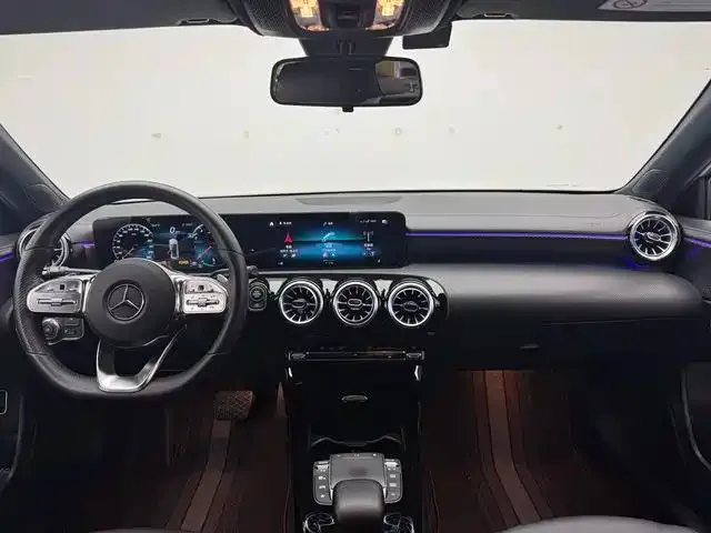 Mercedes-Benz A-Class — Фото автомобиля 9