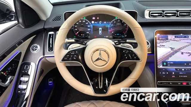 Mercedes-Benz S-Class — Фото автомобиля 14