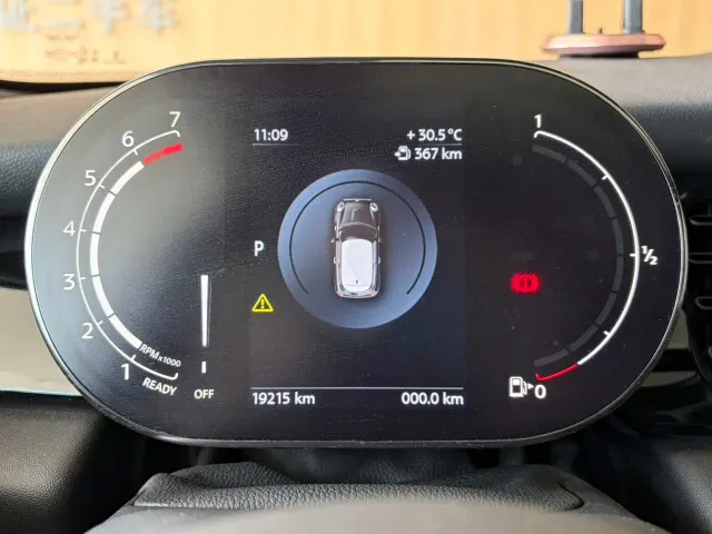 MINI Hatch — Фото автомобиля 17