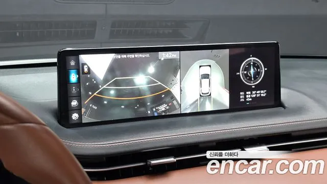 Genesis GV70 — Фото автомобиля 14